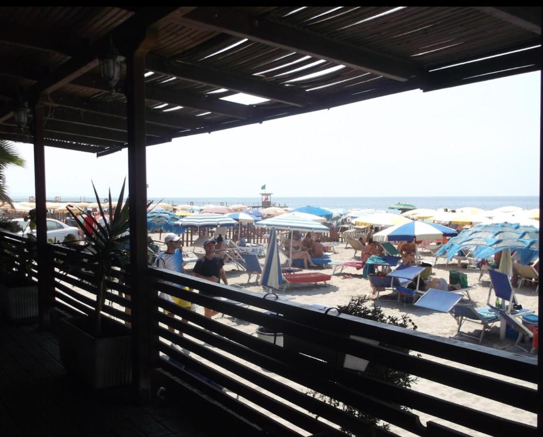 Durres Currila Modern Luxury Stunning Beach Views Durrës Exterior foto