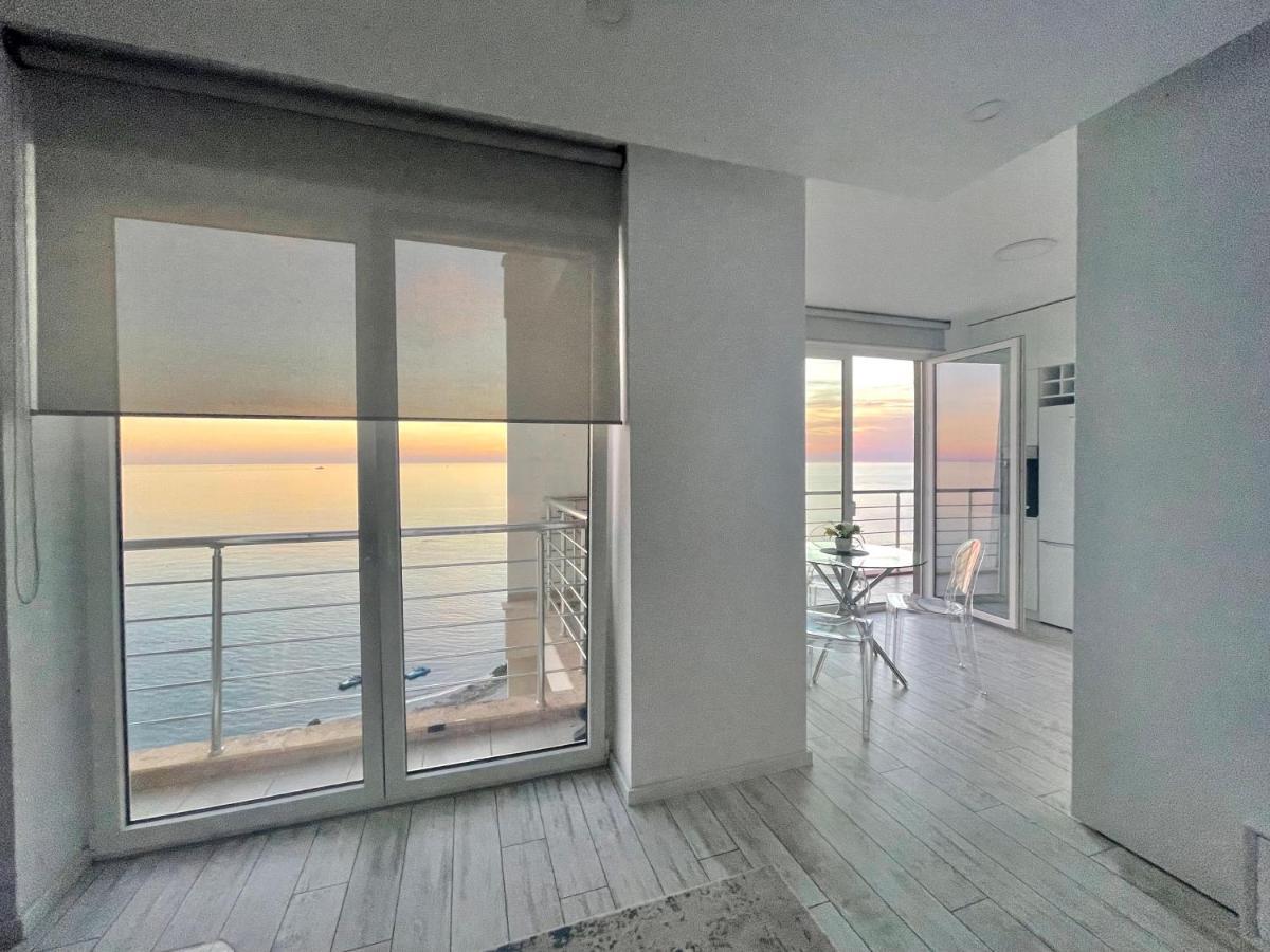 Durres Currila Modern Luxury Stunning Beach Views Durrës Exterior foto