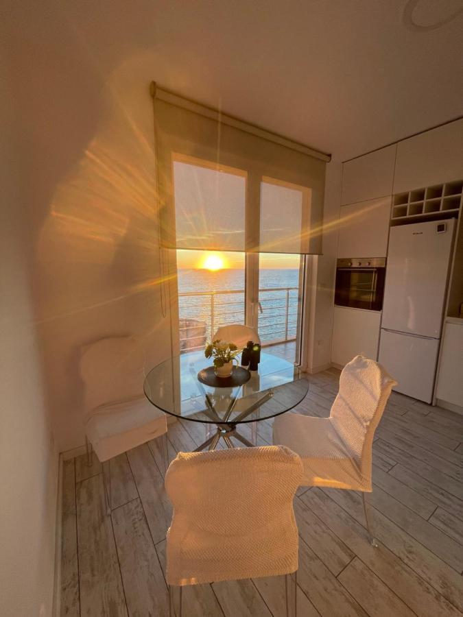 Durres Currila Modern Luxury Stunning Beach Views Durrës Exterior foto
